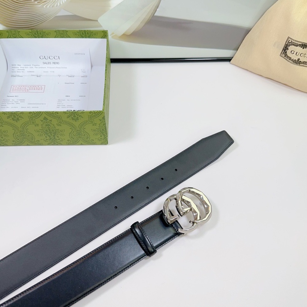 Gucci Black Leather Belt with Silver Double G Interlocking Buckle - Picture 3 of 8